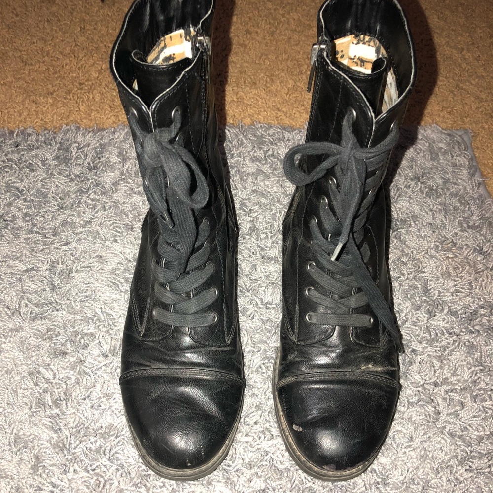 Faux leather Steve Madden combat boots